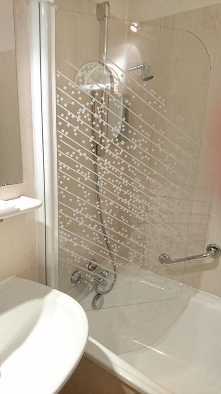 Hotel De France Objat Ngoại thất bức ảnh
