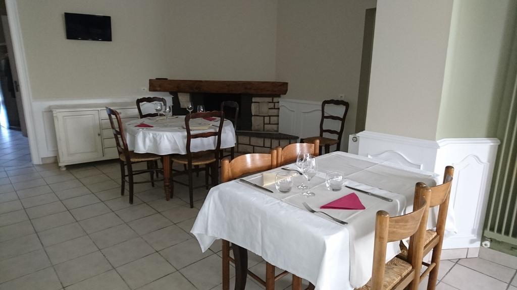 Hotel De France Objat Ngoại thất bức ảnh