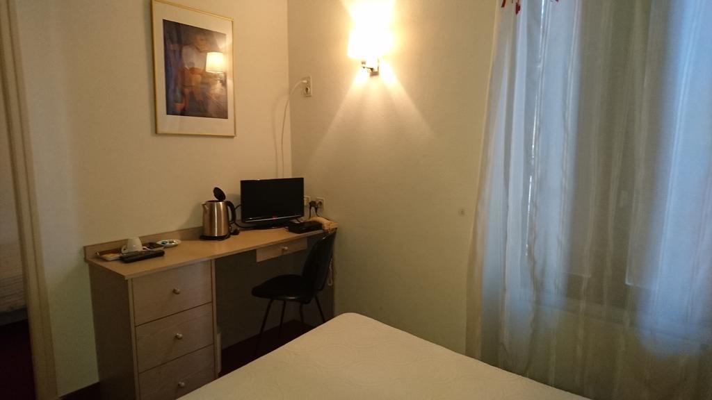 Hotel De France Objat Ngoại thất bức ảnh