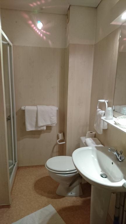 Hotel De France Objat Ngoại thất bức ảnh